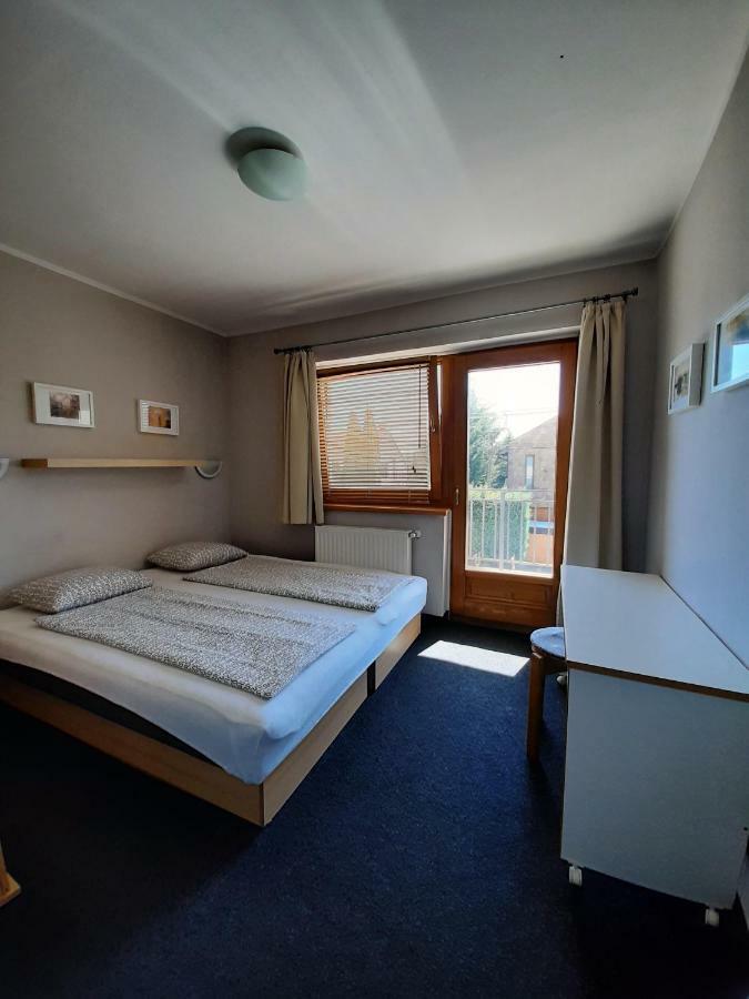 Familia Apartmanhaz Кестхей Екстер'єр фото
