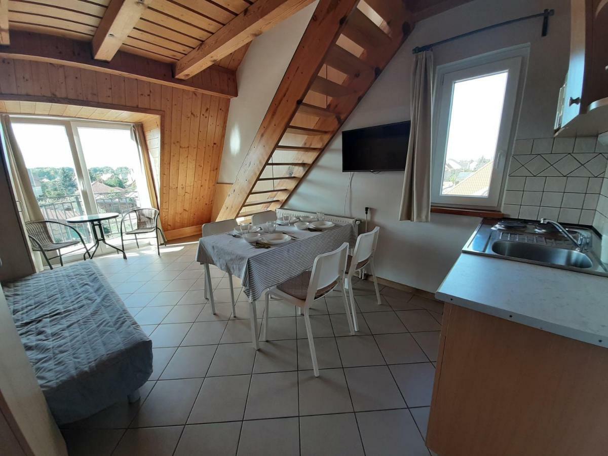 Familia Apartmanhaz Кестхей Екстер'єр фото
